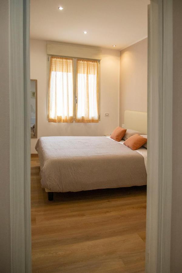 B&B Stellanova San Donnino della Nizzola Bagian luar foto